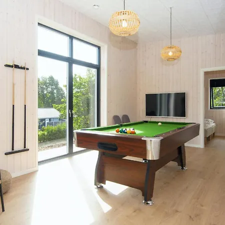 Holiday home Awesome In With Sauna Glesborg